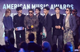 BTS, AMA서 대상 포함 3관왕…캣츠아이·케데헌 등 K팝 석권