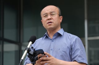배당 전에 6억 성과급?...삼성전자 개미들 분노 "무효 소송할 것"
