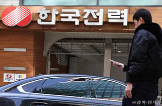 AI 활용 전력망 운영 혁신…한전, 매년 전력구입비 1100억원 절감