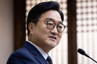 의사봉 내려놓는 '국회토르' 우원식 "개헌 성사 못 시켜 정말 아쉬워"