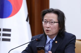 공정위원장, 스타벅스 겨냥 "보편적 인권·소비자 권리 망각하면 존립 위태"