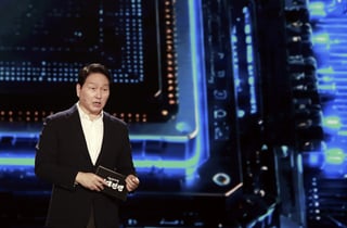 'AI 팩토리' 노리는 SK '웨이퍼' 포기 못한다..리밸런싱 접고 공세로 전환