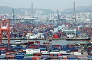OECD, 韓 성장률 1.7%→2.6% 전망…"명목성장률 10.4%"