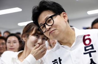 [속보]'부산 북갑' 한동훈 42.8% 1위 역전…하정우 42%, 박민식 15.2%