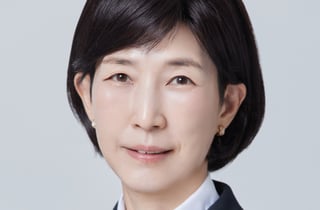 김정수 삼양식품 회장, 자녀에 지분 20만주 증여…장남 지분율 2.87%