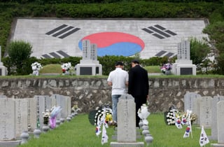 '현충일' 오전 10시,  1분간 '묵념 사이렌' 울린다