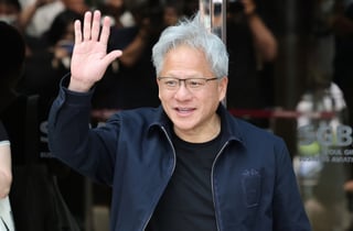"한국 중요성 커졌다"...젠슨 황 7개월 만에 또 방한, 외신의 분석