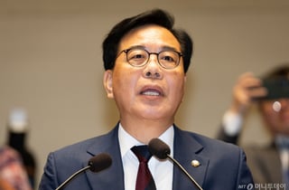 [속보]송언석, 국민의힘 원내대표직 사퇴…"당도 새 출발 필요"