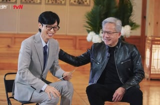 유재석 만난 젠슨 황, 춤까지 췄다..."어제 못 간 노래방, 유퀴즈로"