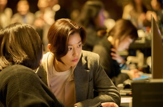 연상호 감독 전지현 '군체', 500만 돌파 임박...부동의 1위 [박스오피스]