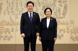 李정부 2기 총리에 '현직' 한성숙…'적극행정+국민통합' 두마리 토끼 잡을까