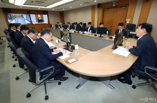 검은 월요일 우려에…한국거래소, 긴급 시장점검회의 개최