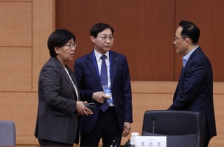 하루 만에 국민 노후 재산 '45조' 증발...환율 압박에 리밸런싱도 부담