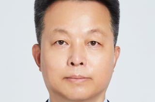 법무법인 광장, 최대한 전 산은 수석부행장 고문으로 영입