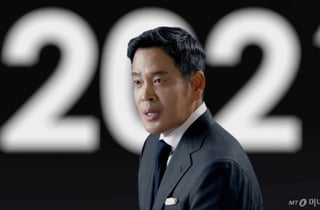 정용진 회장, 이마트 등기이사 맡는다..."완전한 책임경영" 방점