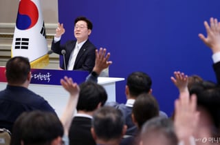 낮은 보유세, 기대 수익률 높인다?…李 "상응하는 부담 늘려야"