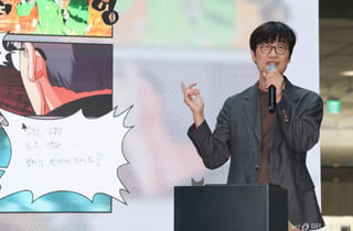 "일도 우정도 함께"…이해진 의장, 젠슨 황과 포괄적 AI 동맹으로 해외 발판