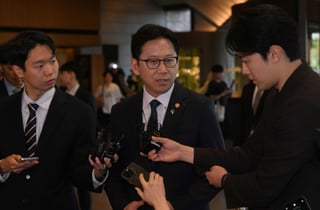 배경훈 부총리 "젠슨 황에 '베라루빈' 우선 공급, GPU 26만장+@ 논의"