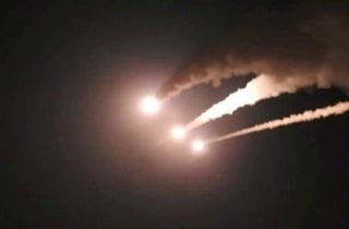 이란군 "이스라엘 고통스럽게 응징…군사 작전 종료"