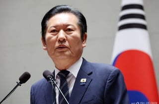 '사퇴론'에 '단결론' 응수한 정청래...연임 도전엔 "알아서 판단하시라"