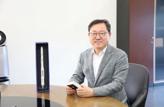 "무게 1㎏ 줄이면 20억 절감…'우주소재 검증센터' 구축 속도"