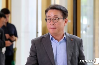 태광산업, 김재겸 롯데홈쇼핑 대표 해임 청구 소송…분쟁 재점화