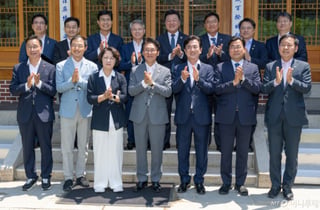 "보따리 열고 구체화…" 김민석 총리, 광역단체장 당선자들에게 전한 말