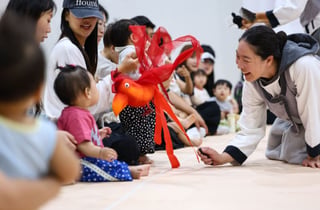 "아기도 문화 즐길 줄 안다"…경기문화재단 '꼼지락, 처음예술' 성료