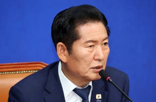정청래 "당의 주인은 당원" 연임 도전 시동…당내선 "명분 없다"