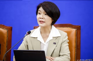 노후 풍력발전기 사고 막는다…與한정애, 재생에너지 안전 강화법 발의