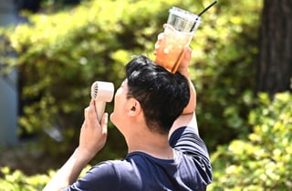"잠깐 나가도 땀 줄줄" 서울 첫 폭염주의보…지난해보다 12일 빨랐다