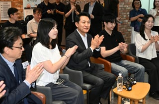 '청년 지원군' 된 오세훈 "탈모 지원보다 일 경험이 낫죠?"