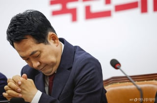 장동혁 사퇴 '내년 2월'?…버티는 시간표에 깔린 당권 셈법