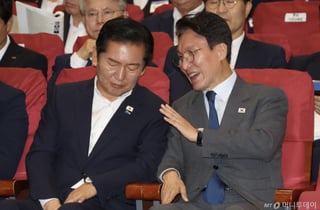 정청래 사퇴 임박 속 김민석·송영길 출국…이번주 與 당권 레이스 분수령