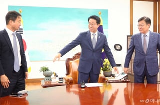 국회의장 "24일 정오까지 국회 상임위 명단 제출해달라"