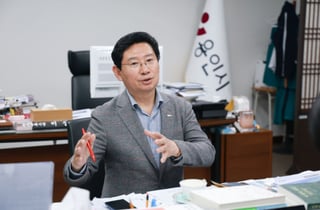 토지보상 중인데 '공론화' 딴지?…이상일, 총리실 사회대개혁위에 '발끈'