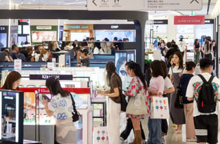 "외국인도 할부로 면세점 쇼핑"...신세계, 업계 첫 '나누페이' 도입