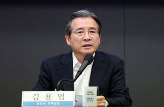 김용범 "부동산 정상화, 닥치고 지어야"