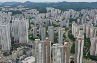 서울 아파트값 71주 연속 상승…강남구 1년래 최대폭↑