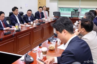 국힘 대안과미래 "장동혁 사퇴 촉구…최고위원들도 결단하길"