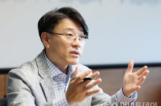 "천정부지 배출권 가격부터 전력비용까지...기후대응이 새 경쟁력"