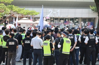 경찰, '체육단체 진입 저지 혐의' 30대 남성 조사