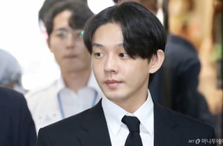 유아인, '마약 논란'에도 대박?…"새 소속사서 계약금 50억 제안"