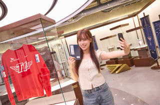 "T1 팬 모여라"…SKT, T팩토리 성수서 '암행천문' 전시