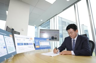 "일자리가 민생" 유찬종 종로구청장…8000개 일자리 골목경제 살린다