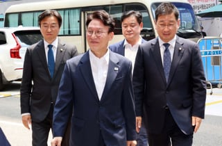 "정책적 배경, 예민하게 보는 편" 국회 돌아온 김민석, 앞으로의 행보는