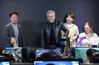 "NC, 리니지클래식 호조·저스트플레이 기대감…목표가 33만원"-메리츠