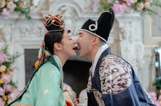 '케데헌' 아덴 조, 한복 입고 폐백까지…이탈리아서 의사와 결혼