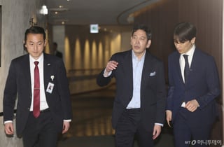 "G마켓 제대로 키운다"...쿠팡, 네이버 양강구도 견제구 날린 정용진
