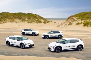 기아, 오션클린업에 EV3·EV4 지원…'해양 보호 협력'